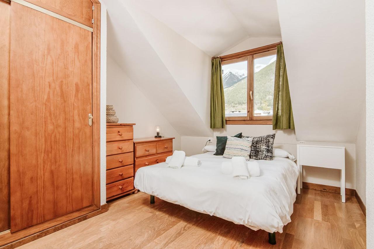CASA SILVIA - Acogedor duplex en Sallent de Gállego Esterno foto