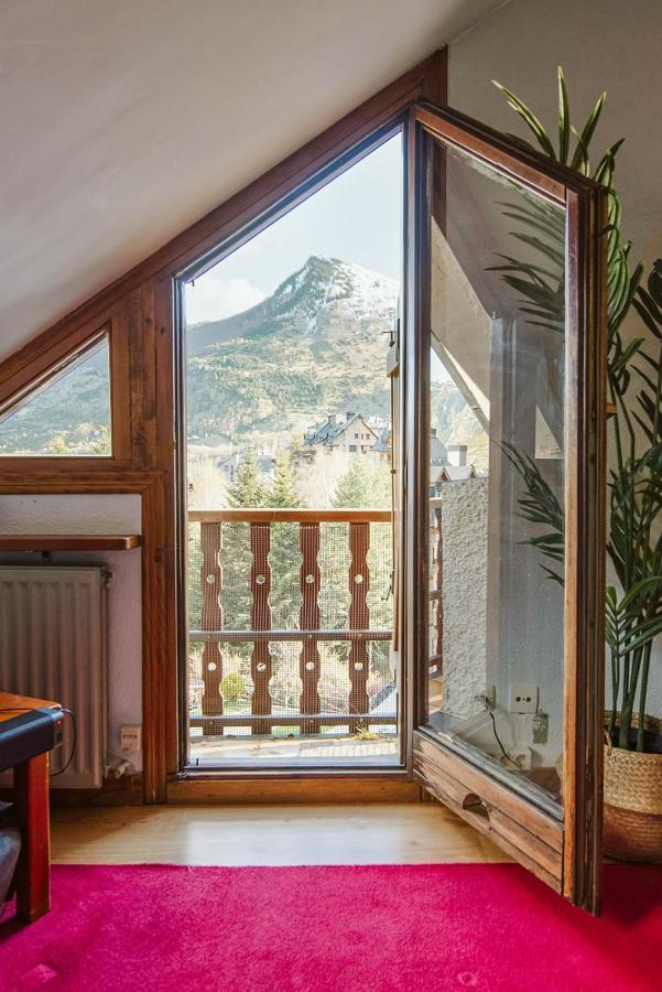 CASA SILVIA - Acogedor duplex en Sallent de Gállego Esterno foto