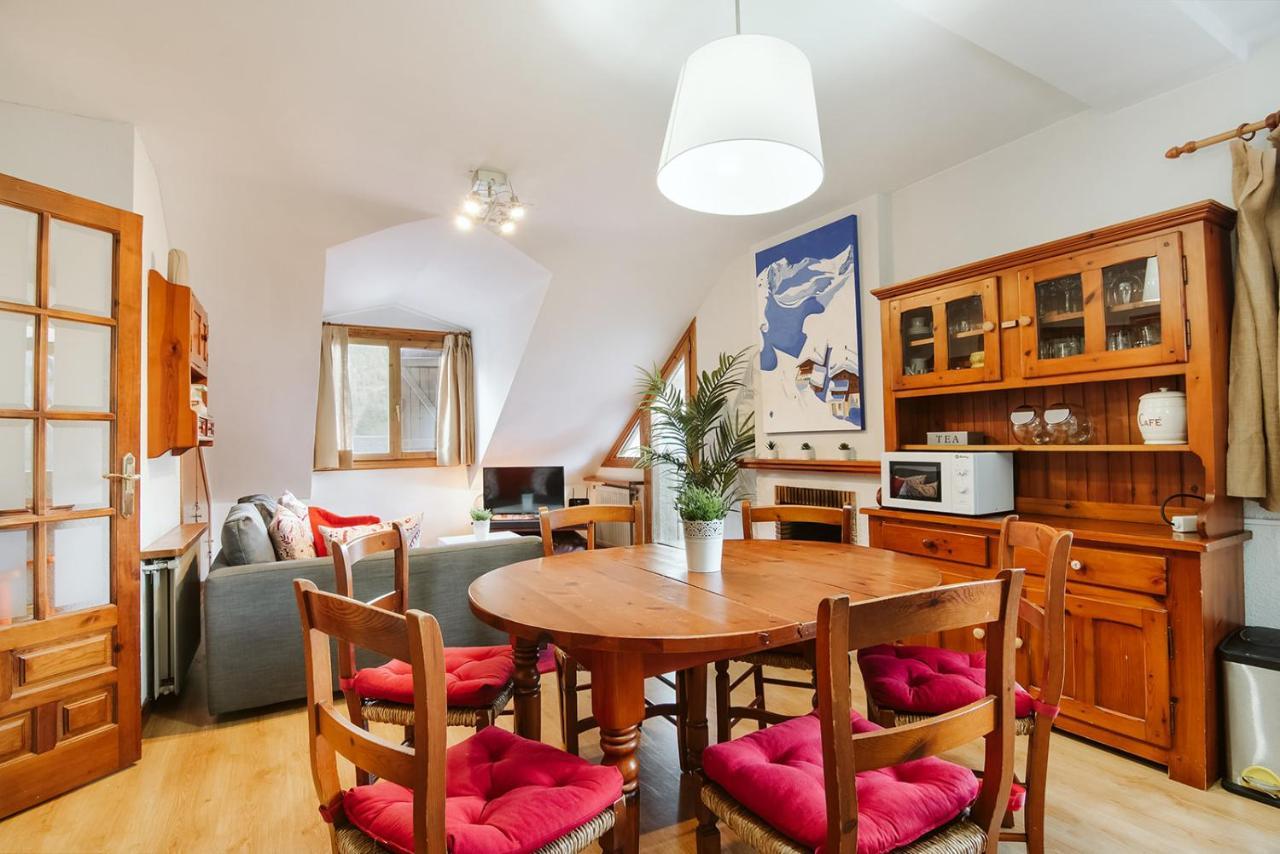 CASA SILVIA - Acogedor duplex en Sallent de Gállego Esterno foto
